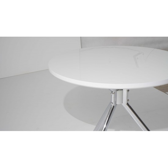 full moon white table